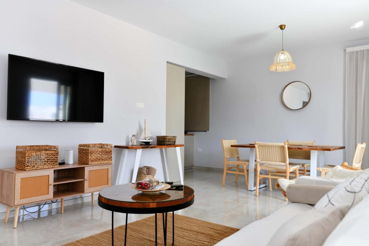 Geo Panoramic Villa +Pool +Game Room +Gym Protaras Exterior photo